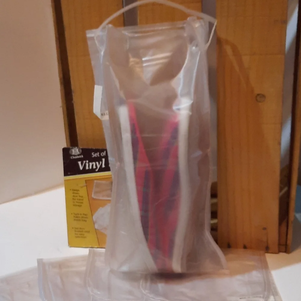 Vinyl shoe bags
